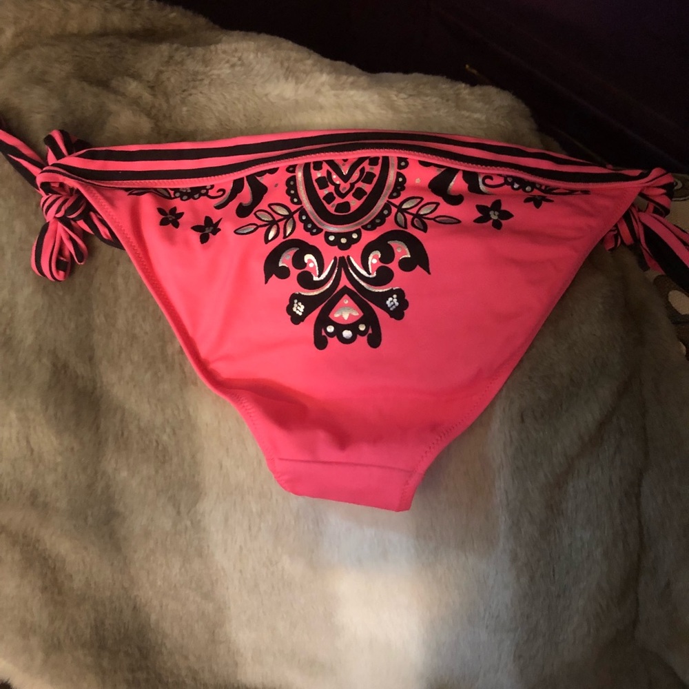 Victorias Secret bikini set - Picture 3 of 3